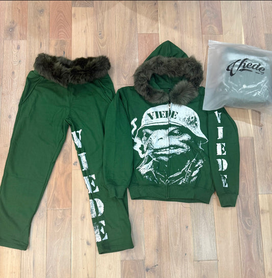 VIEDE SNORKLED SWEATSUIT